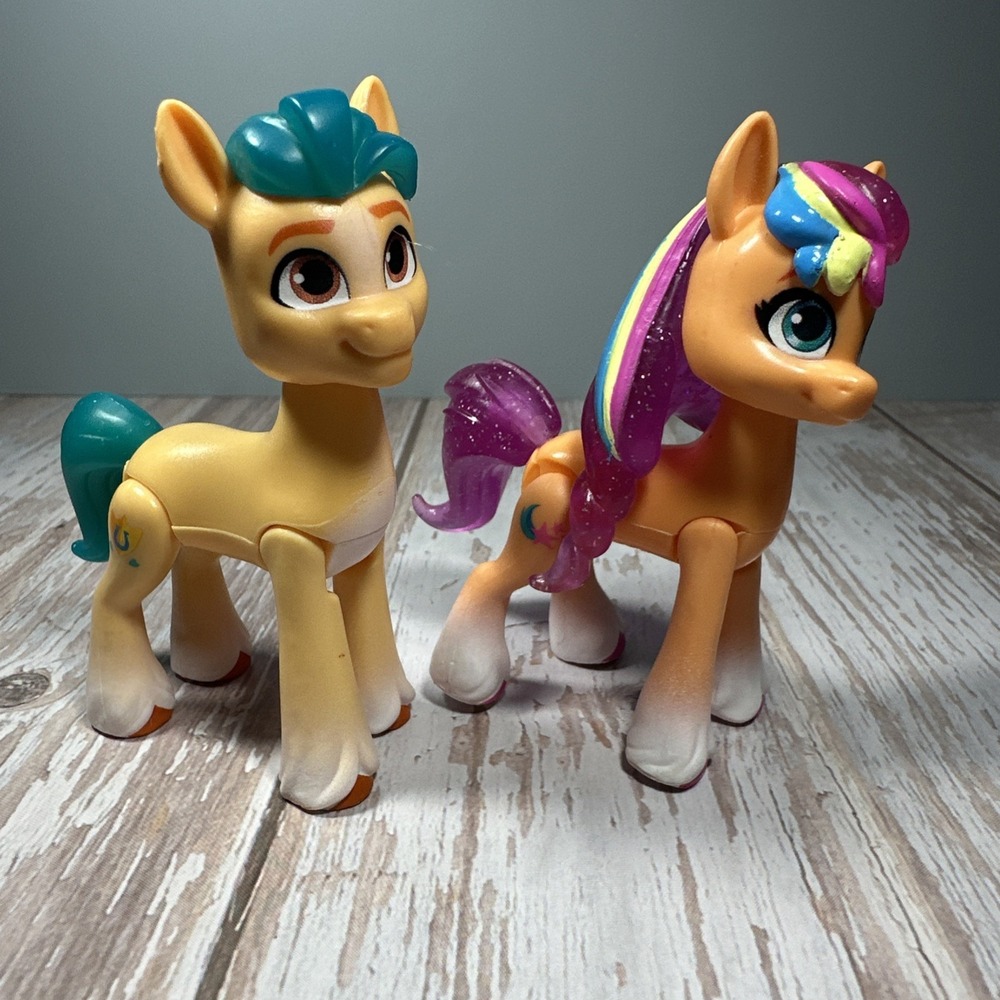 Hasbro My Little Pony New Generation 3" Hitch Trailblazer & Sunny Starscout